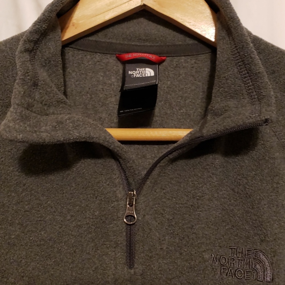 SOLD***The North Face pullover size S - Picture 6 of 6
